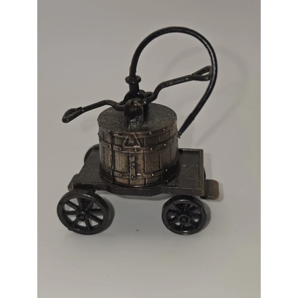 Vintage Die-Cast Pencil Sharpener Old Style‎ Water Pump Cart B8